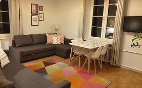 Charming Apartment In The Old Town
